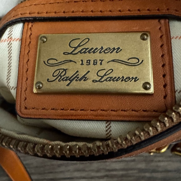 Ralph Lauren Camel Leather Crossbody Bag - Picture 5 of 9